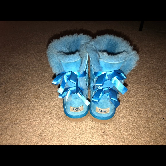 UGG Shoes - BLUE UGGS!!